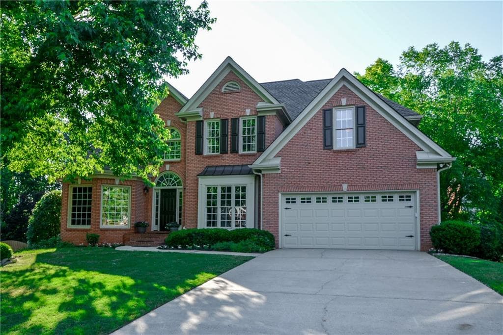 565 Glynn Meadow Lane, Roswell, GA 30075 — most recent listing photo