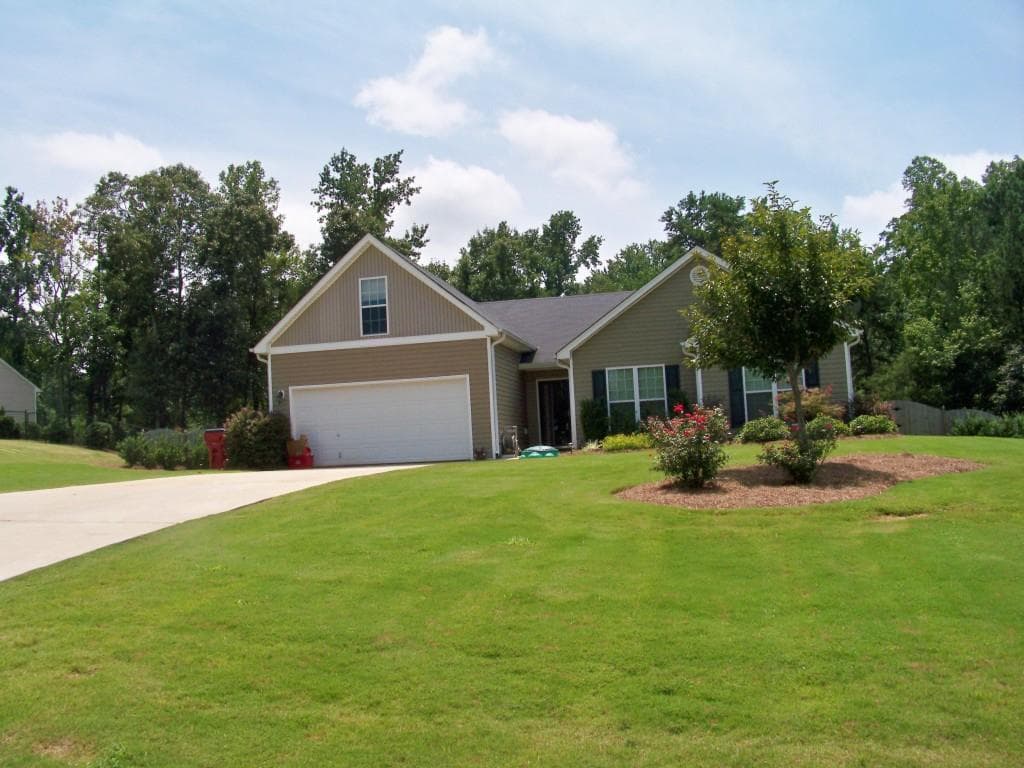 886 Hawk Creek Trail, Winder, GA 30680 — most recent listing photo
