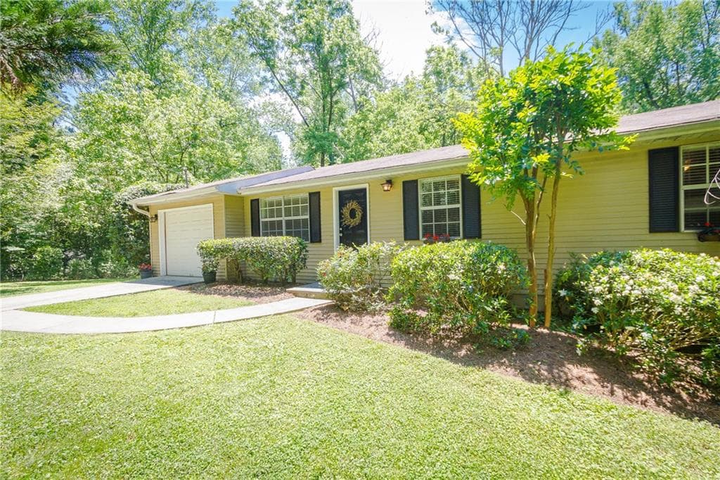 3 bedroom single family residence sold at 1681 Wayland Circle, Brookhaven, GA 30319