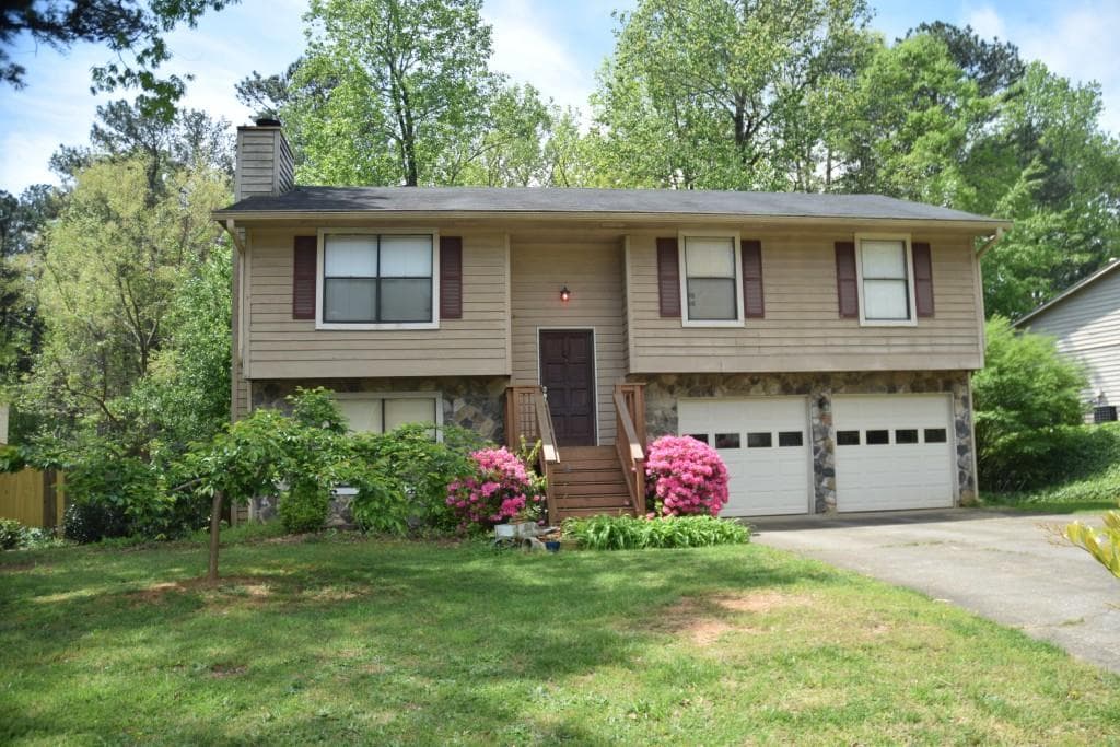 10800 Indian Village Drive, Alpharetta, GA 30022 — most recent listing photo