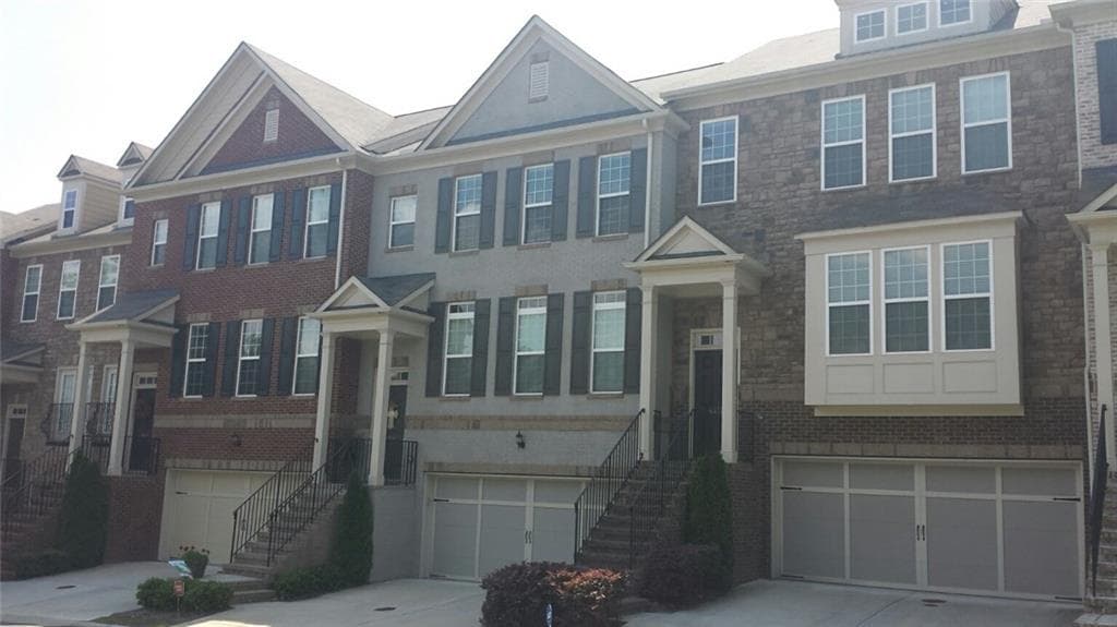 3 bedroom, 2,588 sq ft townhouse sold at 4836 Merriman Walk 23, Atlanta, GA 30339