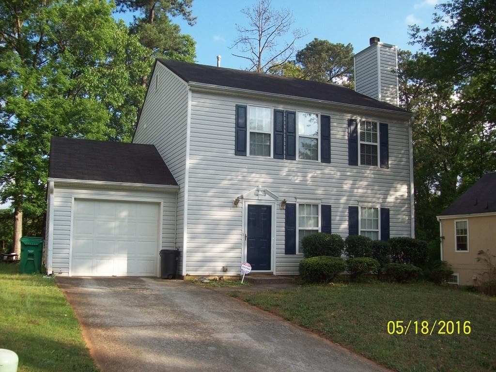 2401 Mills Bend, Decatur, GA 30034 — most recent listing photo