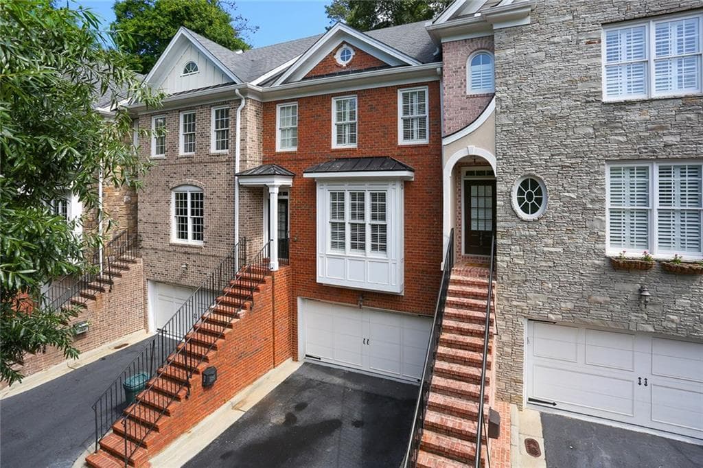 141 Chemin De Vie, Sandy Springs, GA 30342 — most recent listing photo