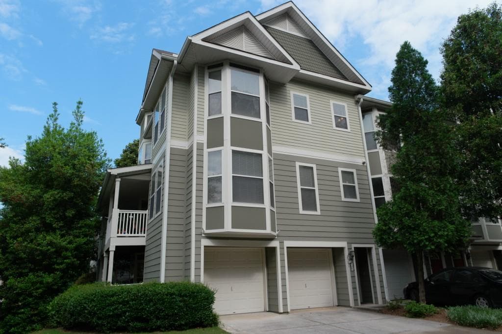 3 bedroom, 1,878 sq ft condominium sold at 951 Glenwood Avenue 2501, Atlanta, GA 30316