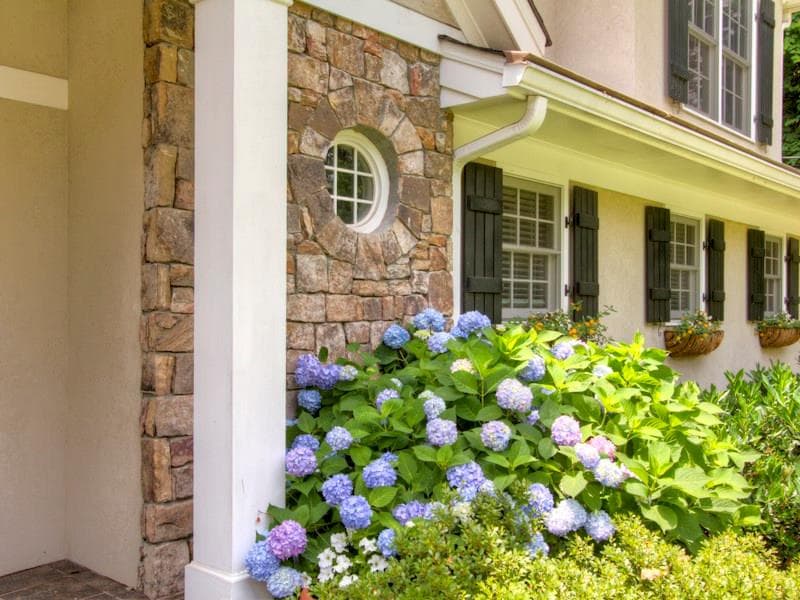 2070 Brookview Drive, Atlanta, GA 30318 — most recent listing photo