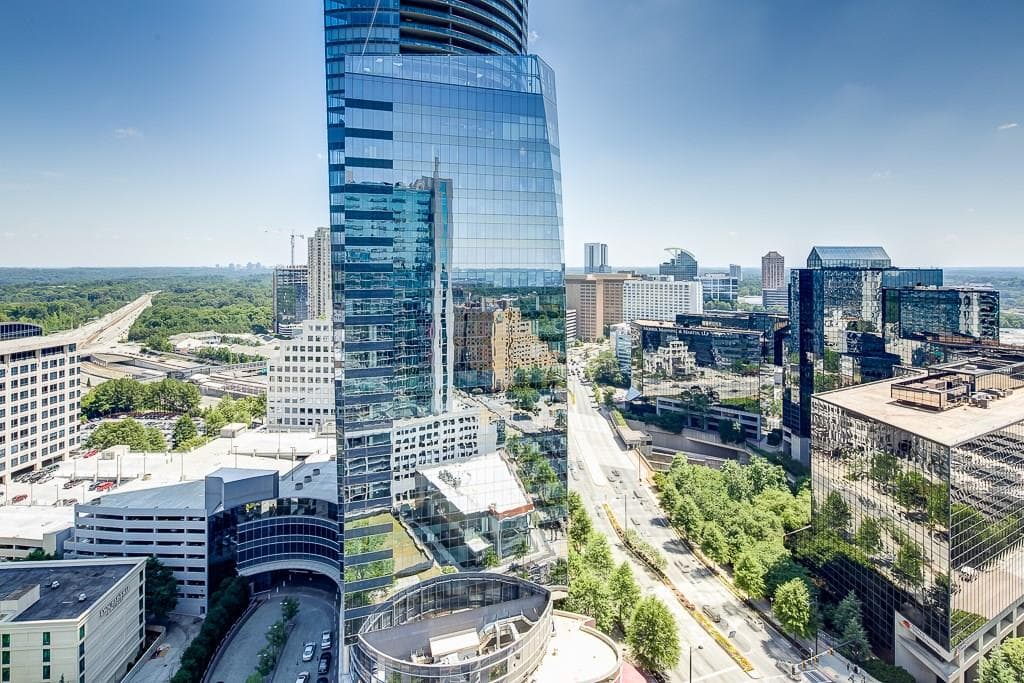 1 bedroom, 798 sq ft condominium sold at 3324 Peachtree Road 2311, Atlanta, GA 30326