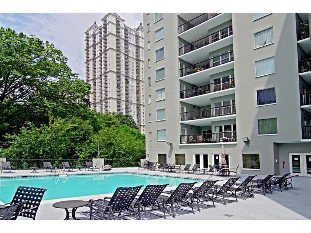 1 bedroom condominium sold at 275 13th Street 209, Atlanta, GA 30309