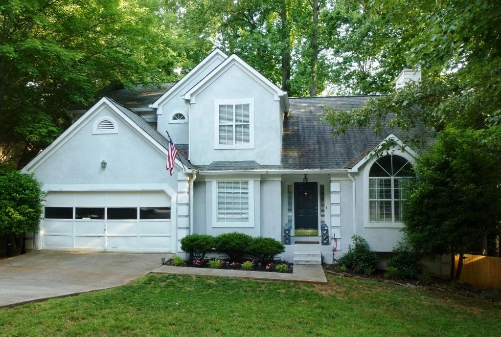 1200 Taylor Oaks Drive, Roswell, GA 30076 — most recent listing photo