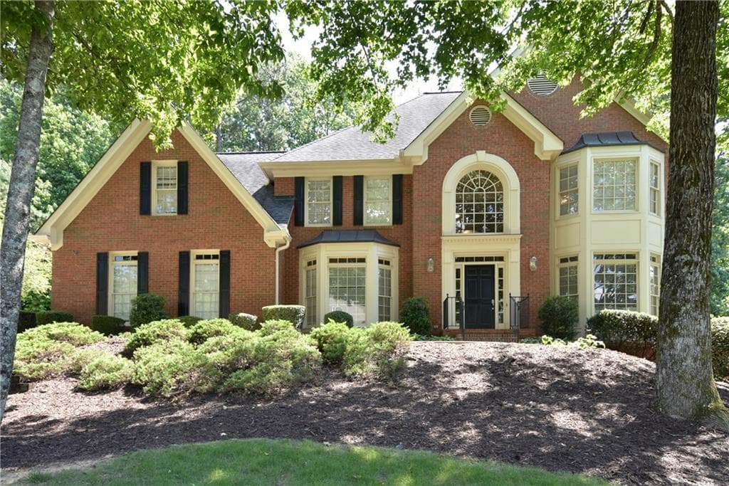 5 bedroom, 4,022 sq ft single family residence sold at 4160 Park Brooke Drive, Alpharetta, GA 30022