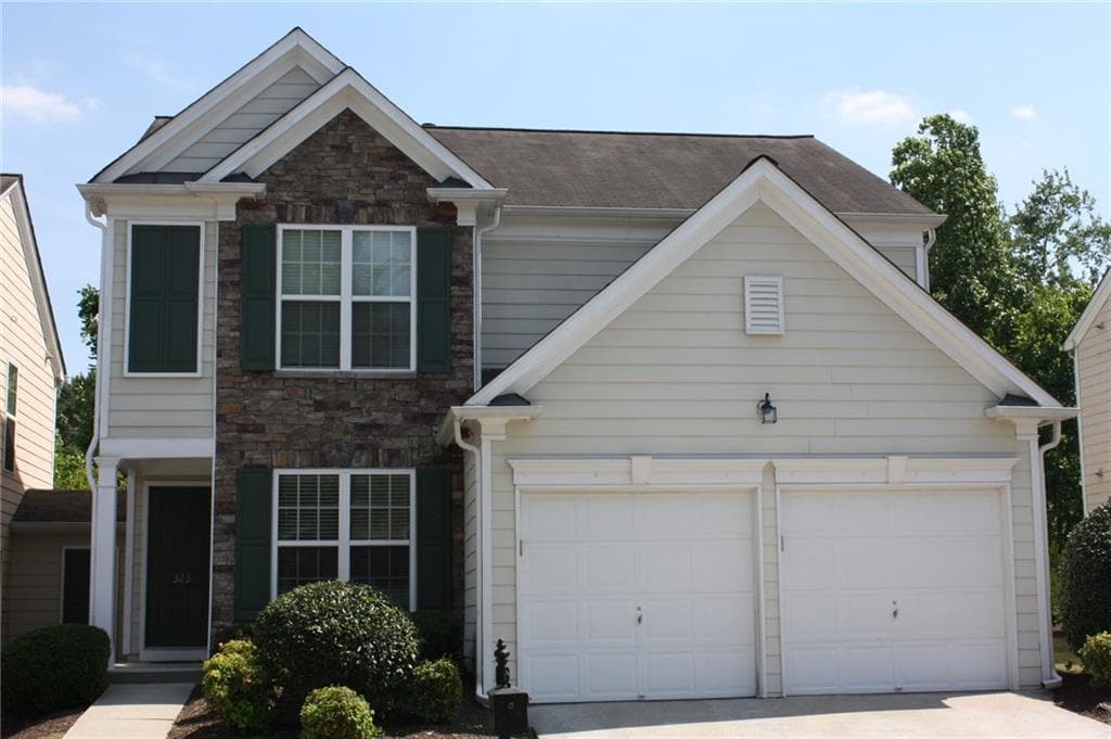 4 bedroom townhouse sold at 323 Balaban Circle, Woodstock, GA 30188