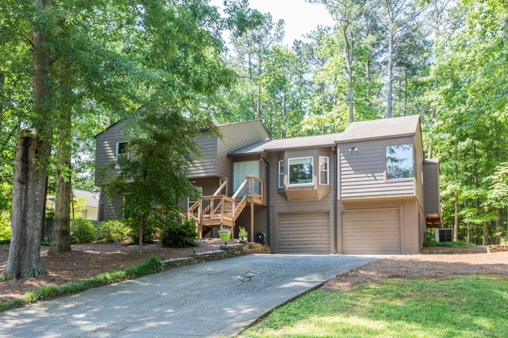 3472 Shawnee Trail, Smyrna, GA 30080 — most recent listing photo