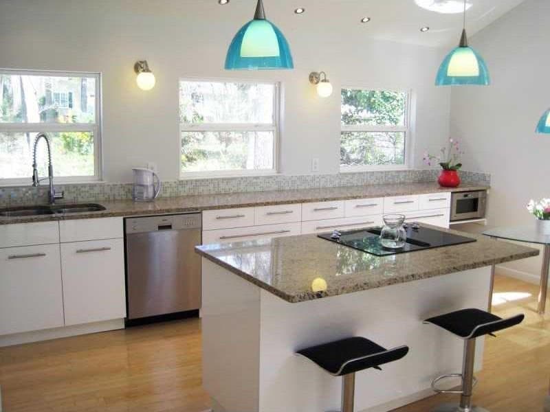 4 bedroom, 2,587 sq ft single family residence sold at 3754 Cherokee Place, Marietta, GA 30067