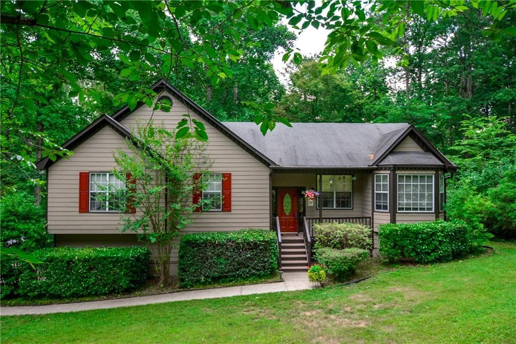 136 Hartwood Drive, Woodstock, GA 30189 — most recent listing photo