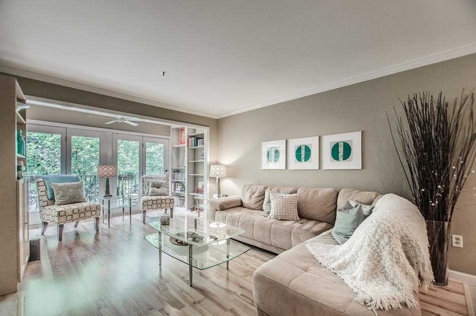 1 bedroom, 831 sq ft condominium sold at 3201 Lenox Road 38, Atlanta, GA 30324