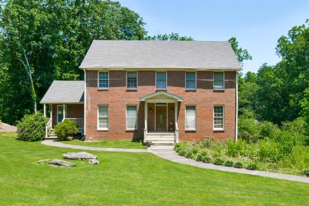 4378 Karls Gate Drive, Marietta, GA 30068 — most recent listing photo