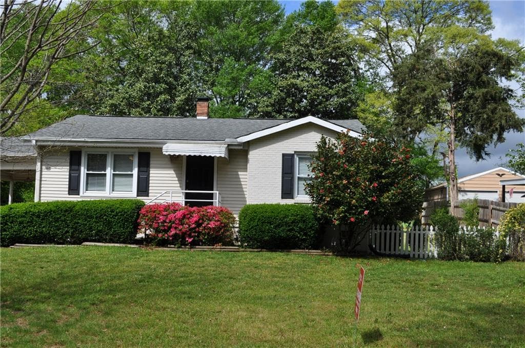 3274 Ridgecrest Road, Smyrna, GA 30080 — most recent listing photo