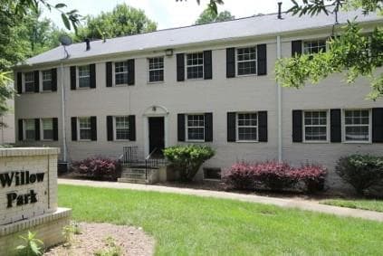2 bedroom, 1,092 sq ft condominium sold at 1176 Church Street 4, Decatur, GA 30030