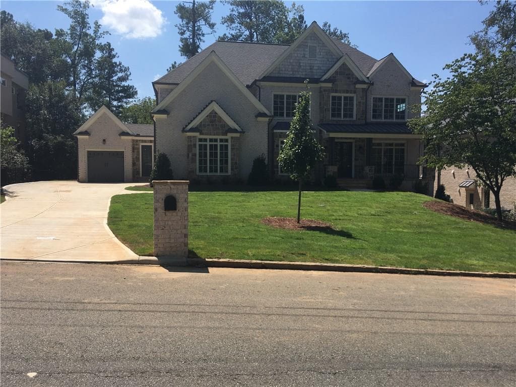 5 bedroom single family residence sold at 580 High Point Lane, Atlanta, GA 30342
