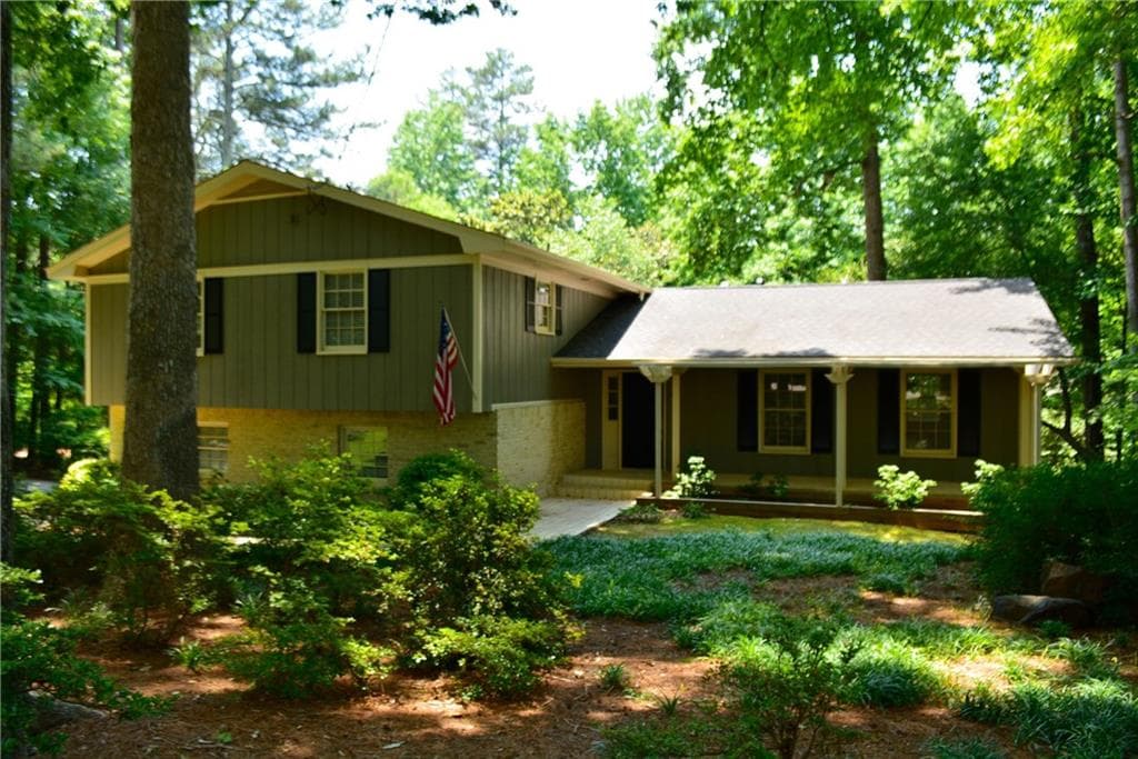 294 Dogwood Circle, Norcross, GA 30071 — most recent listing photo