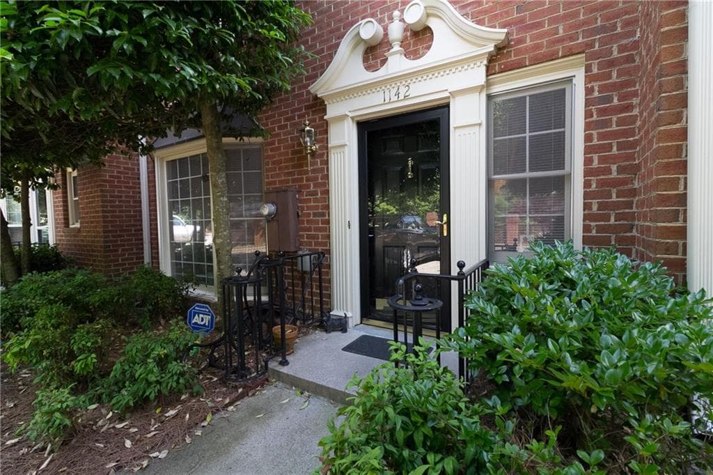 1142 Pitts Road None, Sandy Springs, GA 30350 — most recent listing photo