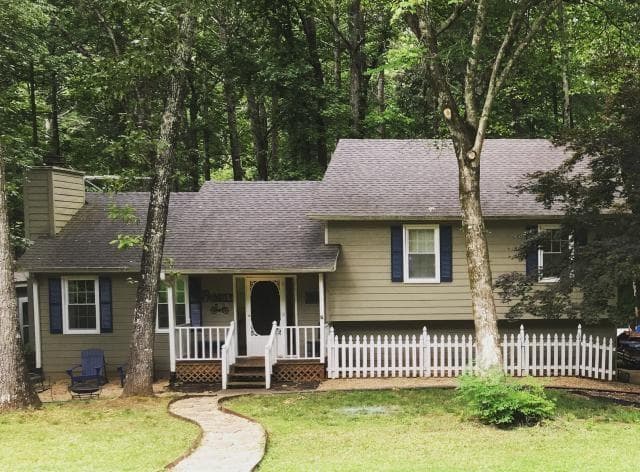 4 bedroom, 1,248 sq ft single family residence sold at 1710 Laurel Lane, Canton, GA 30115