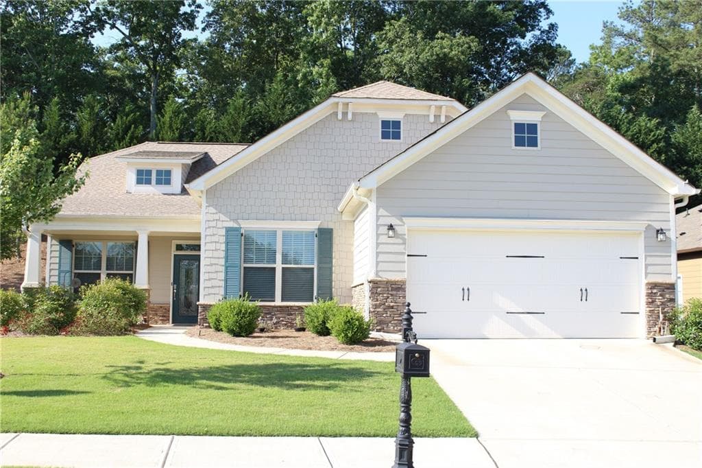 3 bedroom, 2,332 sq ft single family residence sold at 453 Larkspur Drive, Canton, GA 30114