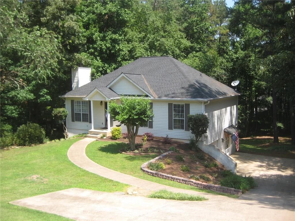2760 Spring Drive, Cumming, GA 30041 — most recent listing photo