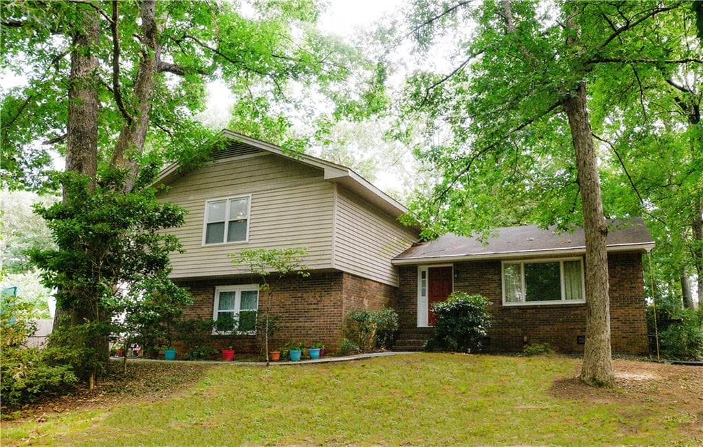 3175 Laurel Way, Snellville, GA 30078 — most recent listing photo