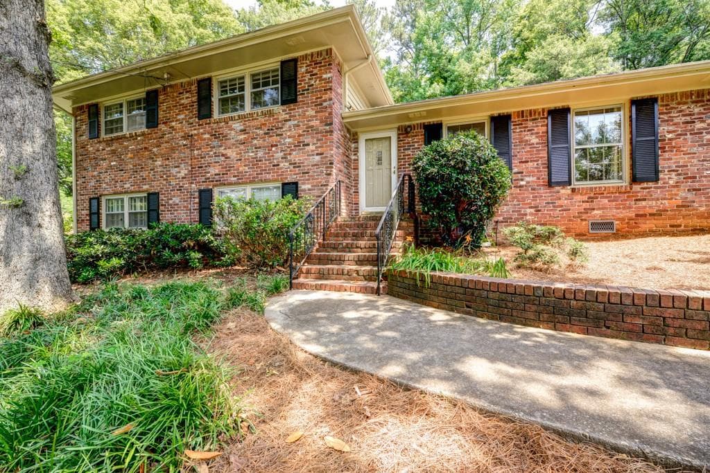 2856 Hillbrook Way, Decatur, GA 30033 — most recent listing photo