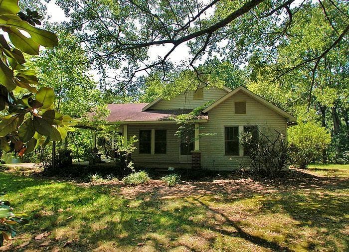 single family residence sold at 9115 VANNS TAVERN Road, Gainesville, GA 30506