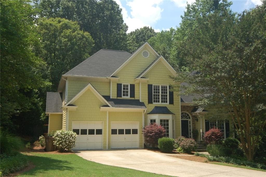5 bedroom, 3,297 sq ft single family residence sold at 1040 GROVE PARK Lane, Cumming, GA 30041