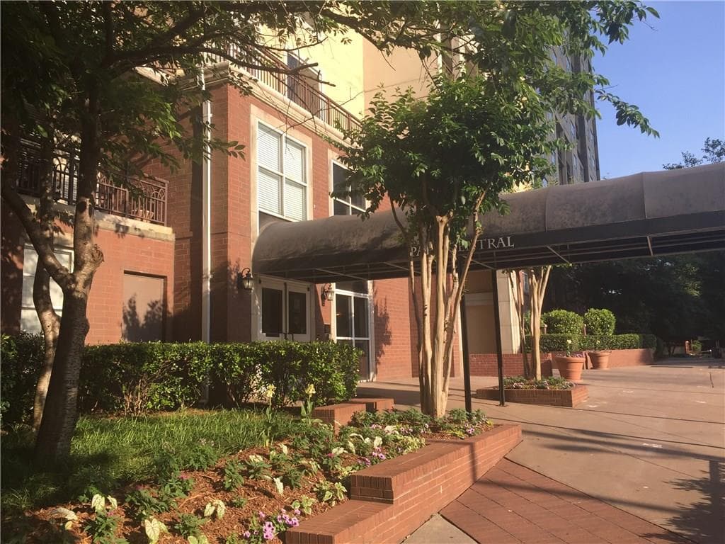 1 bedroom, 764 sq ft condominium sold at 1101 Juniper Street 912, Atlanta, GA 30309