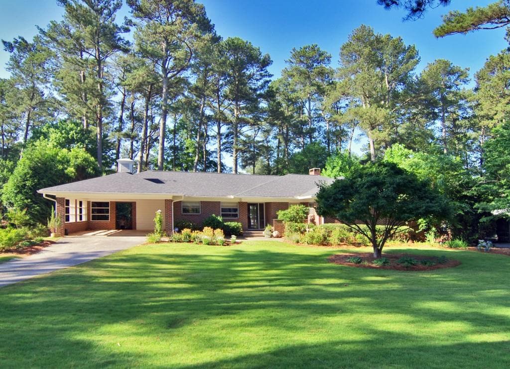 3285 Wynn Drive, Avondale Estates, GA 30002 — most recent listing photo