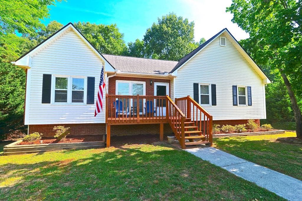 39 Adams Way, Adairsville, GA 30103 — most recent listing photo