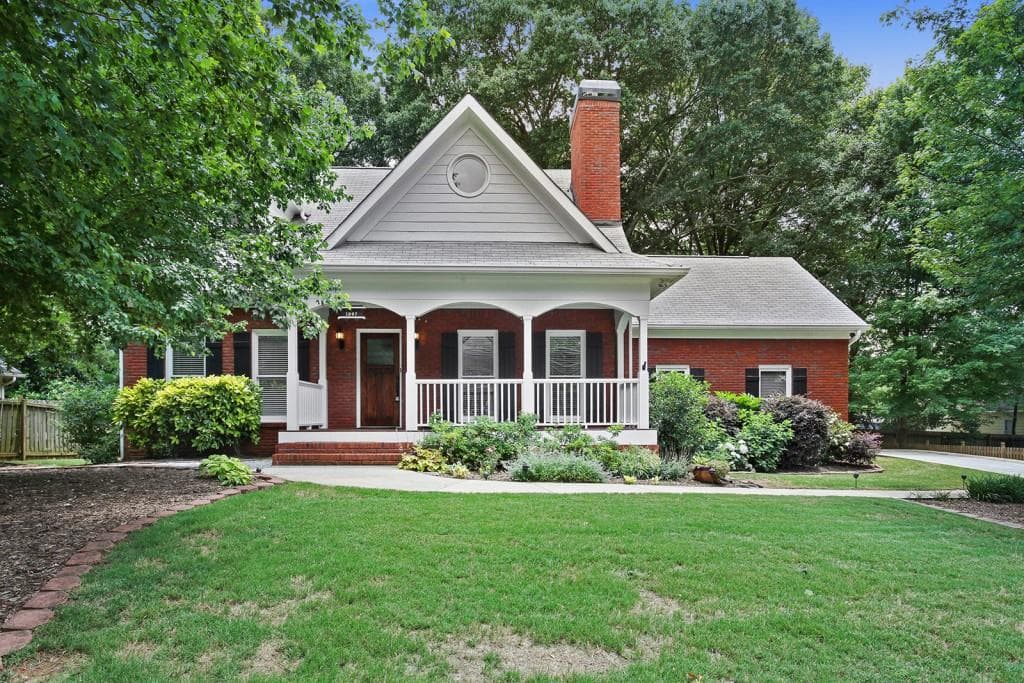3 bedroom, 1,879 sq ft single family residence sold at 1097 Knott Street, Atlanta, GA 30316