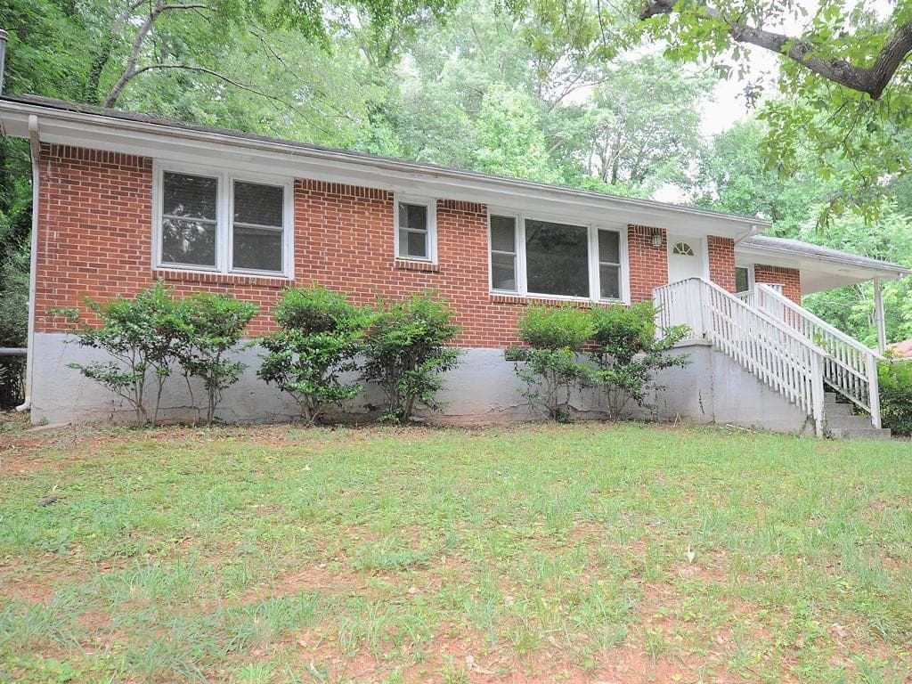 3 bedroom, 1,145 sq ft single family residence sold at 2770 Rockcliff Road, Atlanta, GA 30316