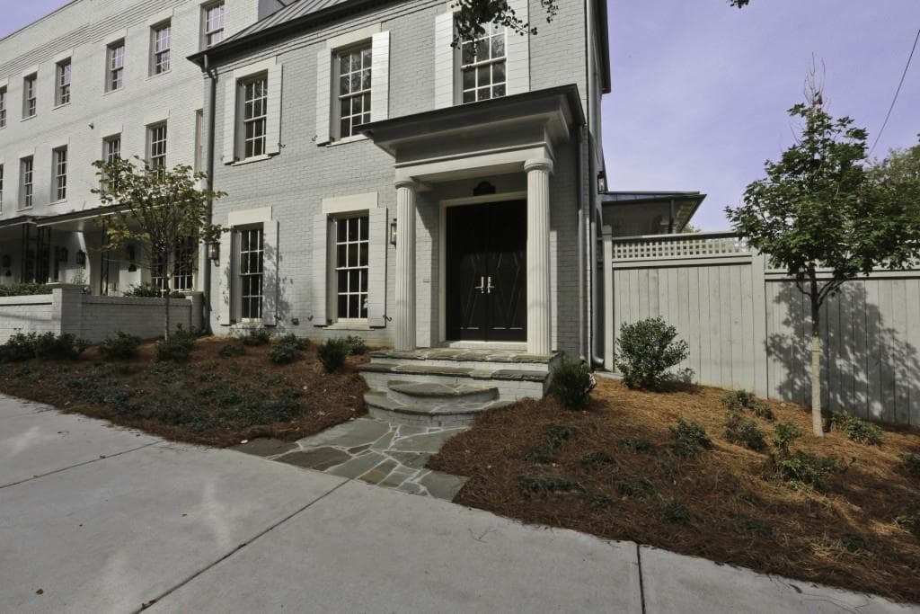 4 bedroom, 4,134 sq ft townhouse sold at 1400 Piedmont Avenue 7, Atlanta, GA 30309