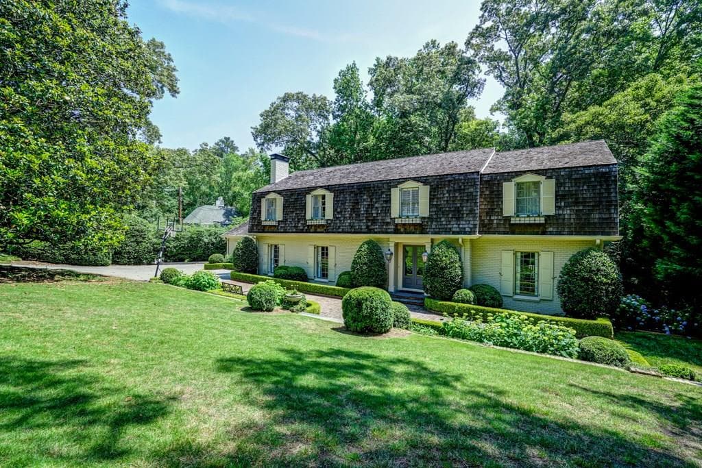 2891 Wyngate Drive, Atlanta, GA 30305 — most recent listing photo
