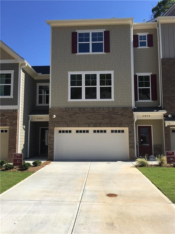 2806 White Oak Lane, Decatur, GA 30032 — most recent listing photo