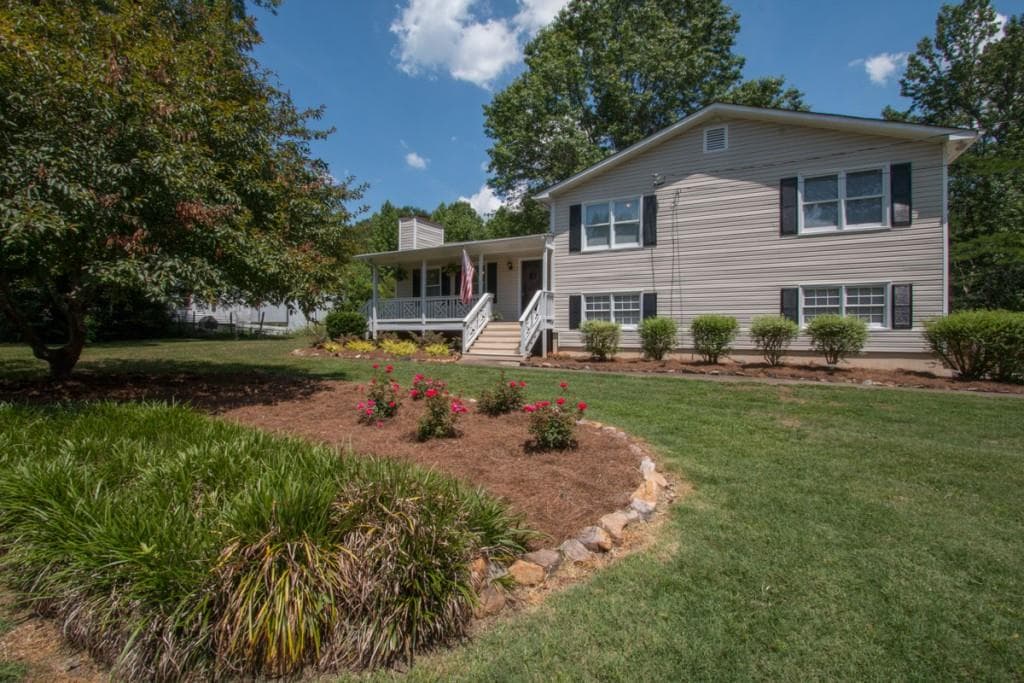 1864 Toonigh Road, Canton, GA 30115 — most recent listing photo
