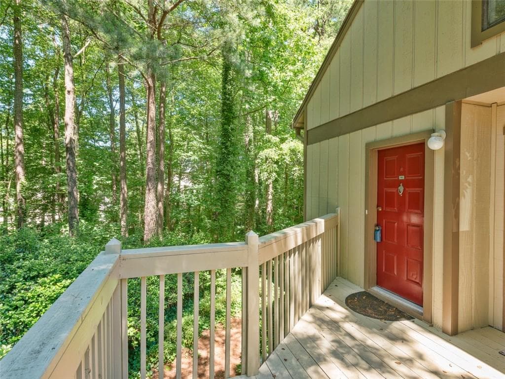 904 Woodcliff Drive 904, Sandy Springs, GA 30350 — most recent listing photo