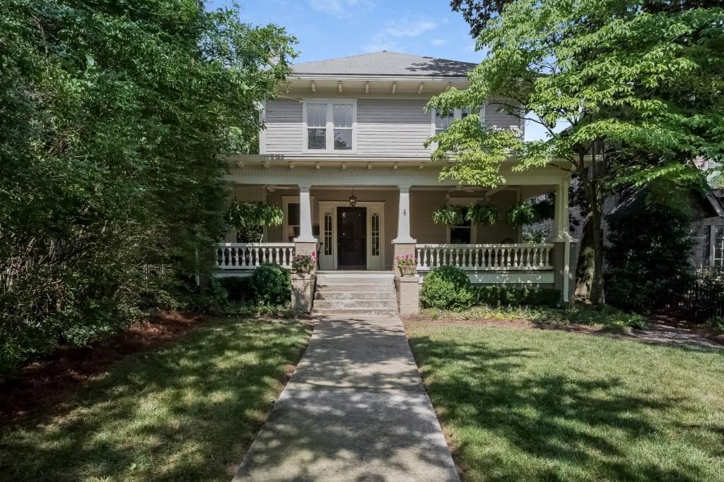 4 bedroom, 3,360 sq ft single family residence sold at 932 N Highland Avenue, Atlanta, GA 30306