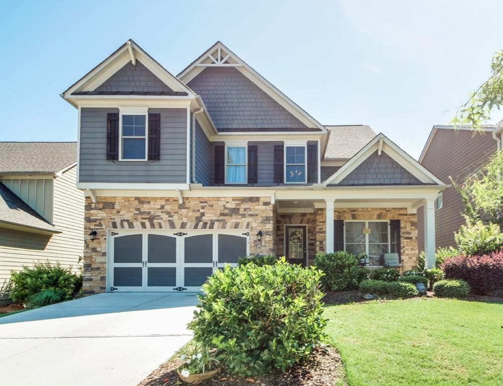 5 bedroom, 2,654 sq ft single family residence sold at 7658 Legacy Road, Flowery Branch, GA 30542