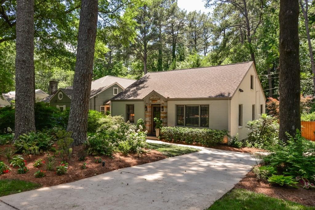 525 Quillian Avenue, Decatur, GA 30032 — most recent listing photo