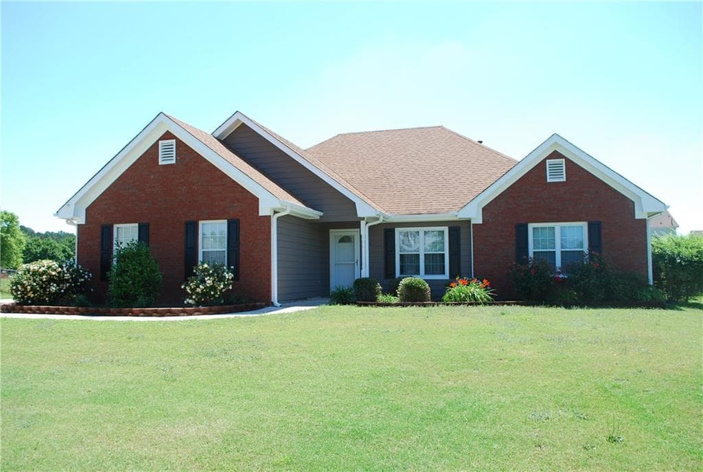 1440 Rose Pointe Drive, Loganville, GA 30052 — most recent listing photo