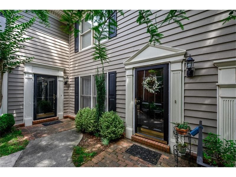 37 Mount Vernon Circle 37, Dunwoody, GA 30338 — most recent listing photo