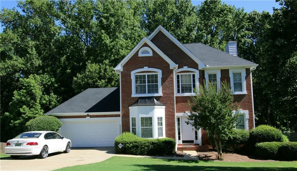 800 Walnut Creek Drive, Lilburn, GA 30047 — most recent listing photo