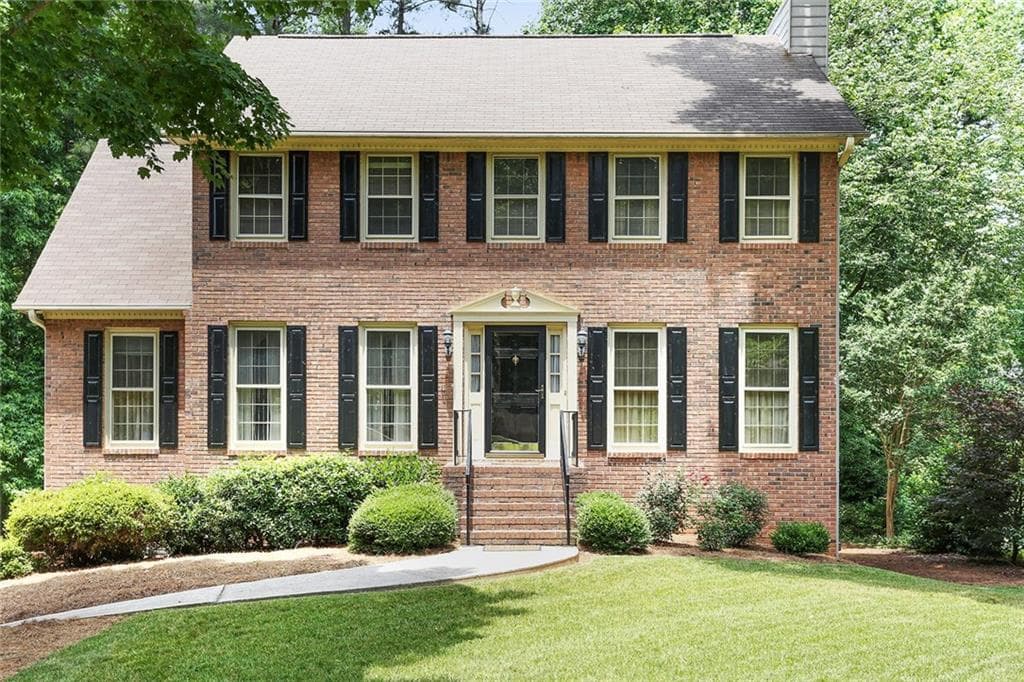 3 bedroom, 2,189 sq ft single family residence sold at 1568 Milford Creek Lane, Marietta, GA 30008