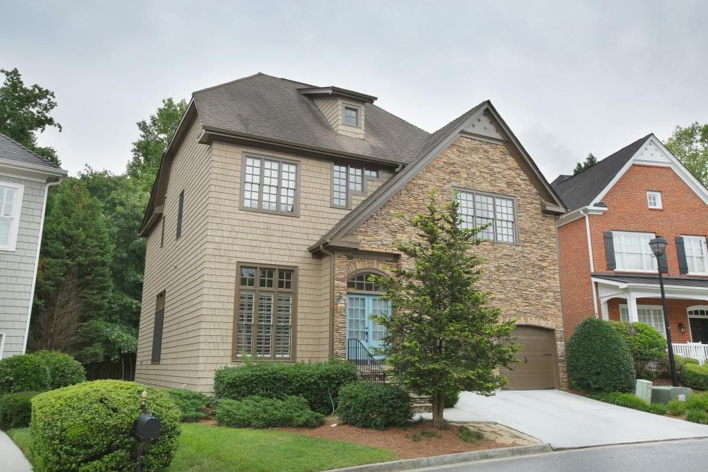 2575 Brookline Circle, Brookhaven, GA 30319 — most recent listing photo