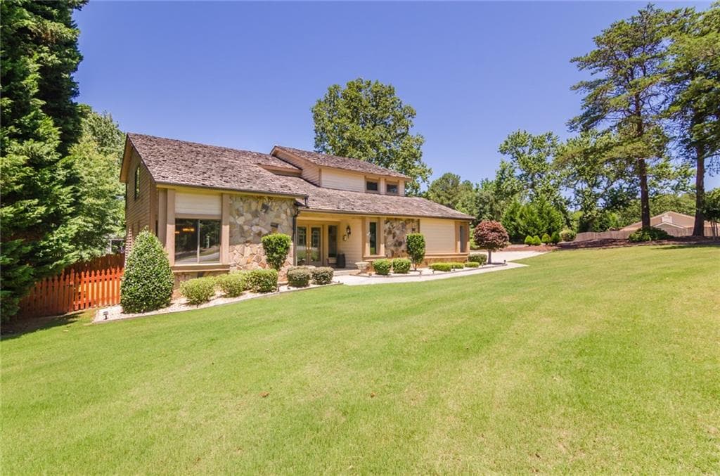 1197 Fairfield Drive, Marietta, GA 30068 — most recent listing photo